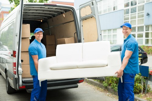 Local flat removals moving service in Notting Hill with period buildings and street access