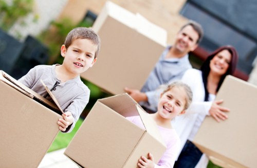 Residential moving service for a Notting Hill flat with period property access