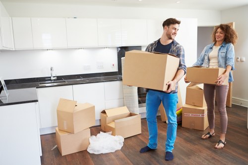 Nearby storage service planning around Notting Hill access and parking