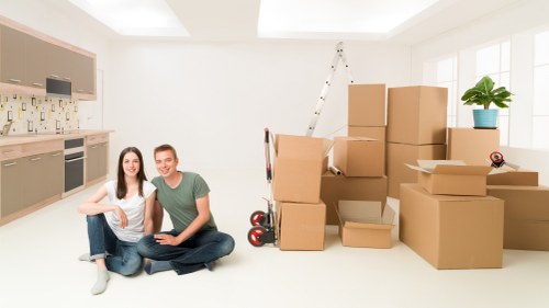 Professional movers handling a flat relocation near Notting Hill