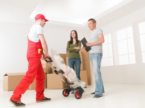 Careful packing and transport preparation for a Notting Hill home move